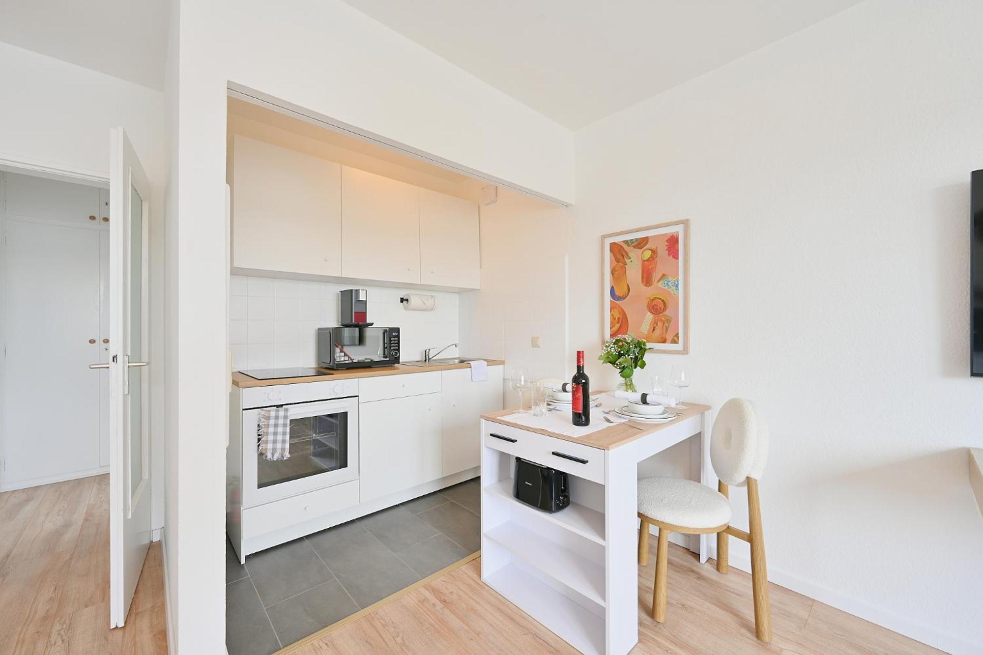 Beautiful And Stylish 1-Bedroom With Kitchen And King Size Bed Wuppertal Luaran gambar